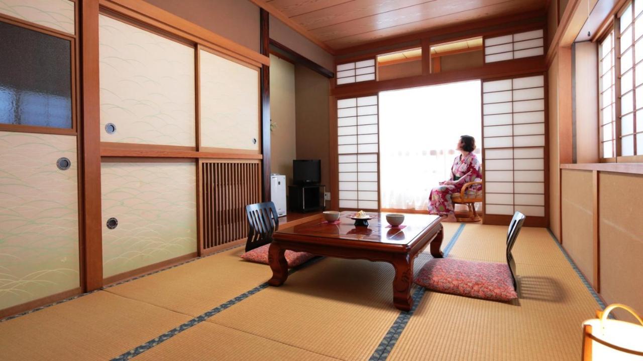 Baigetsu Ryokan Shimosuwa Luaran gambar